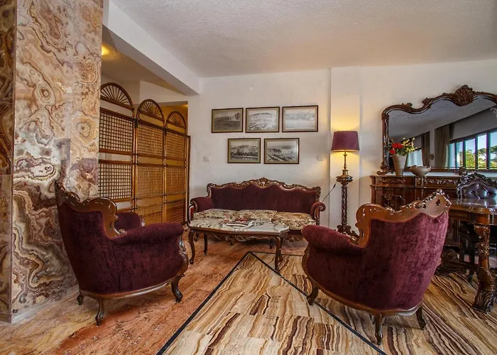 Cesurlar فندق مبيت وإفطار